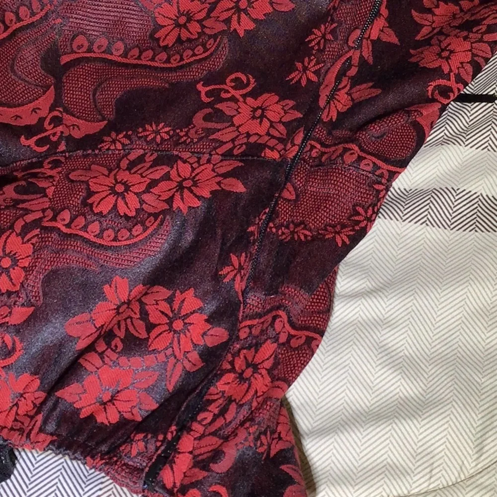 Queen of hearts! Red and black H&R dress! - Picture 9 of 12